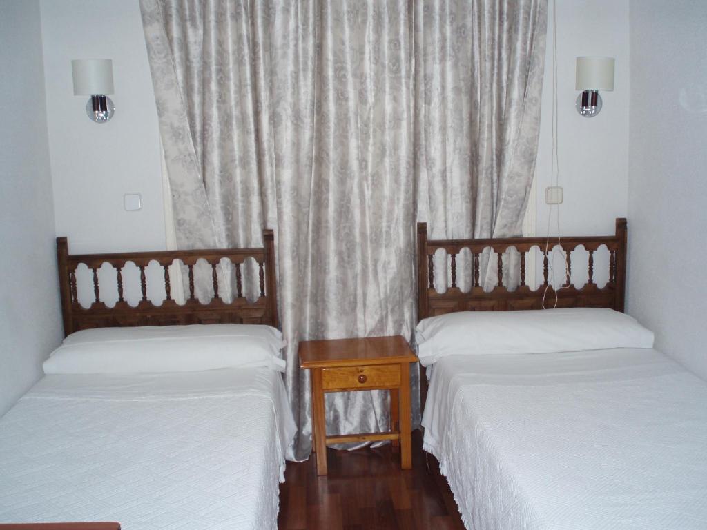 Hostal Castilla Madrid Eksteriør billede